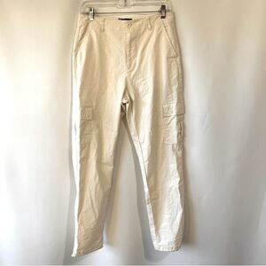 ASOS DESIGN Men’s White Cargo Regular Rise Tapered Pants Size 30x32